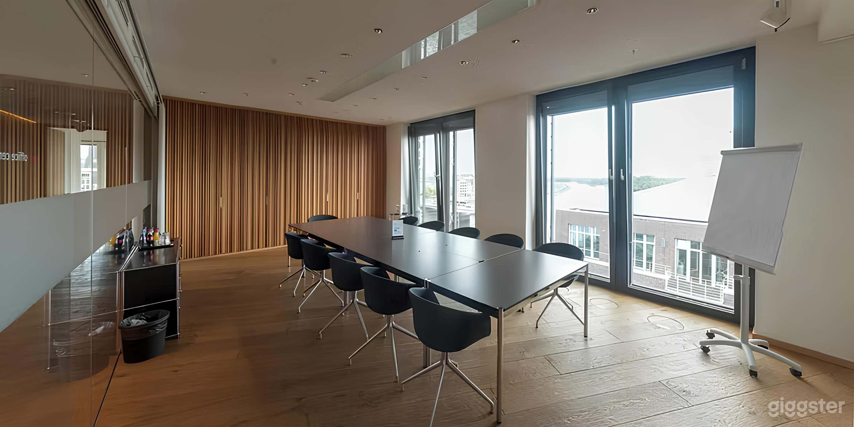 Distinctive Main Deck Foto 2