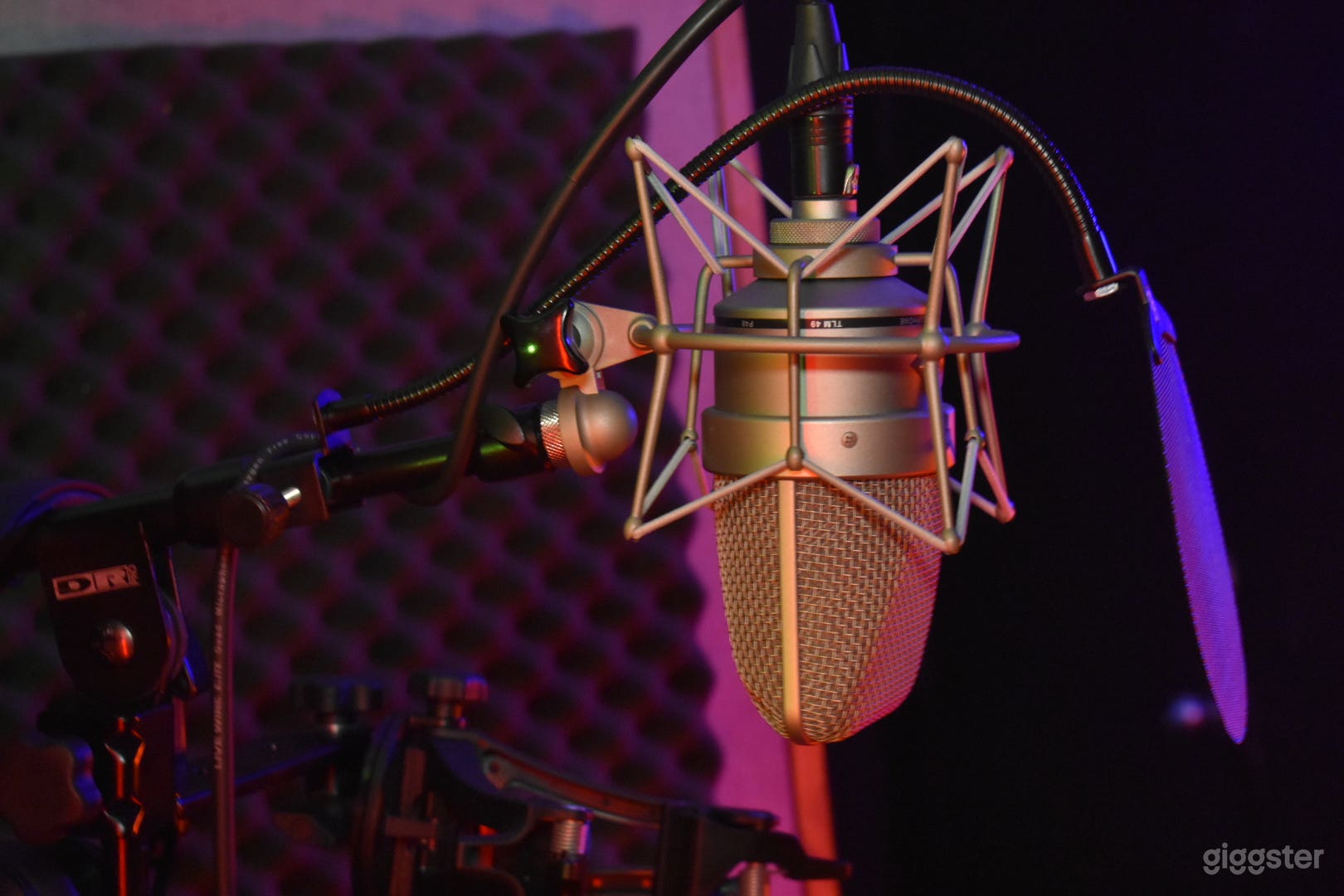 Audio Engineer &amp; Music Production Photo 2