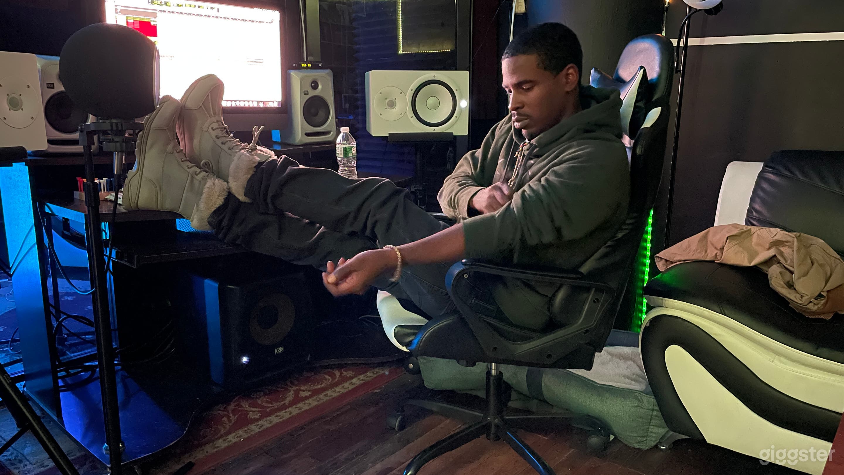 Audio Engineer &amp; Music Production Photo 1