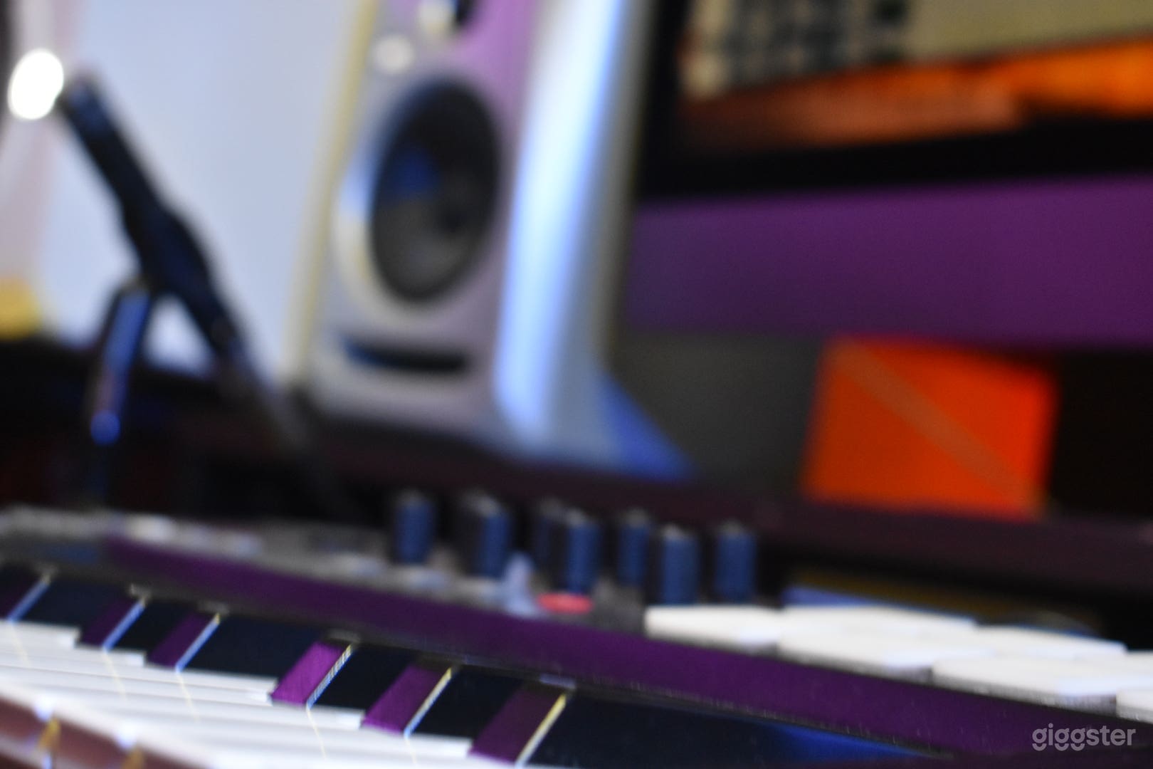 Audio Engineer &amp; Music Production Photo 3