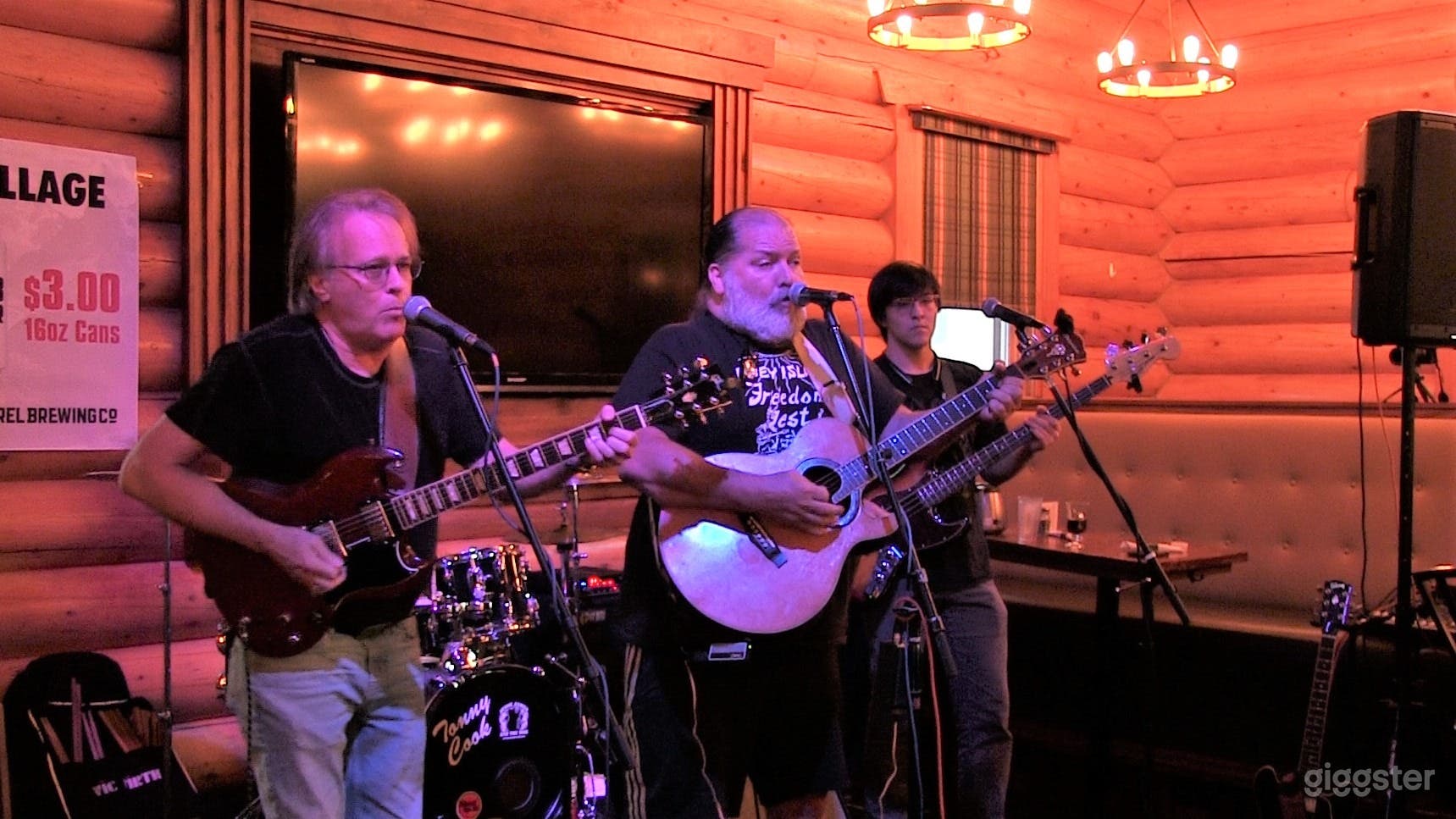 A Multi-Purpose Center Stage Room Photo 4