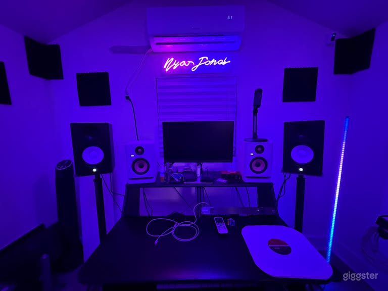  Studio DJ 