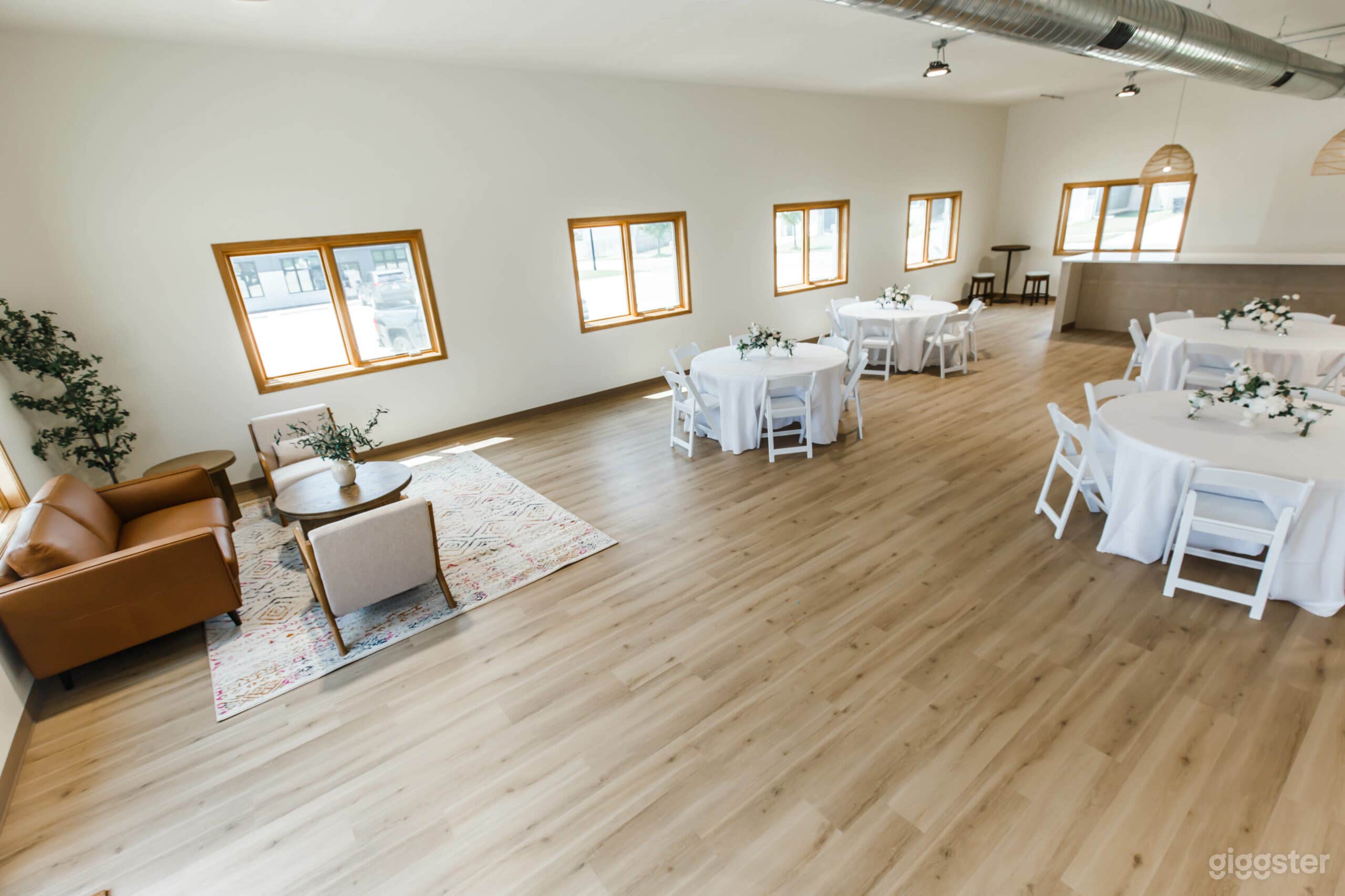 Lovely Lincoln Boutique Event Space Photo 2