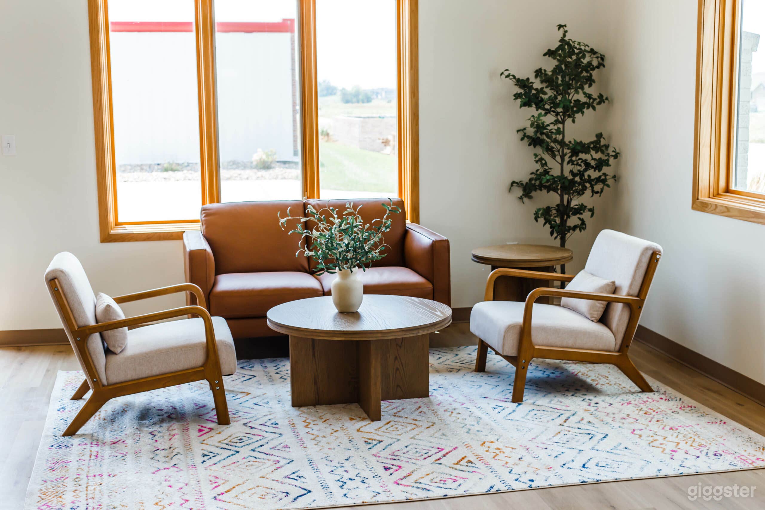 Lovely Lincoln Boutique Event Space Photo 4