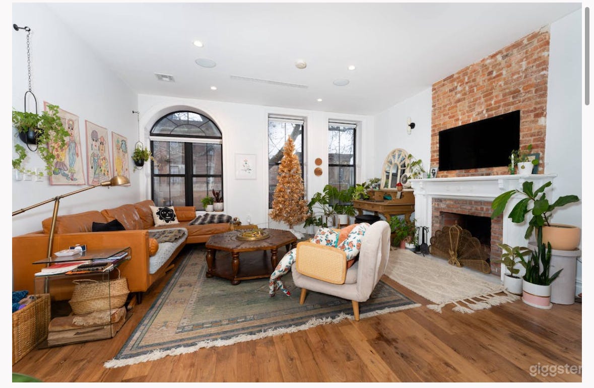 Big bright brooklyn exposed brick poet's nest Photo 1