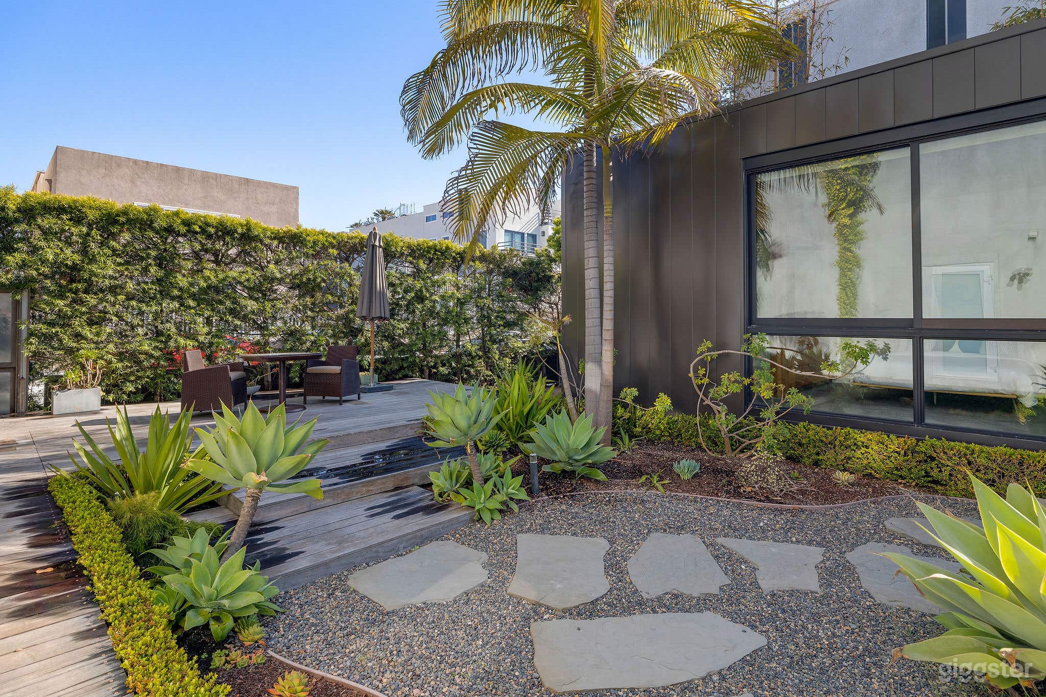 Two homes on a lot steps to Beach in Marina Del Rey Photo 3