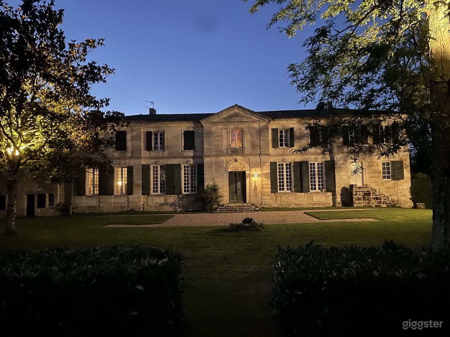 Mascaret Barge – Event Barge &amp; Filming Location on the banks Photo 4