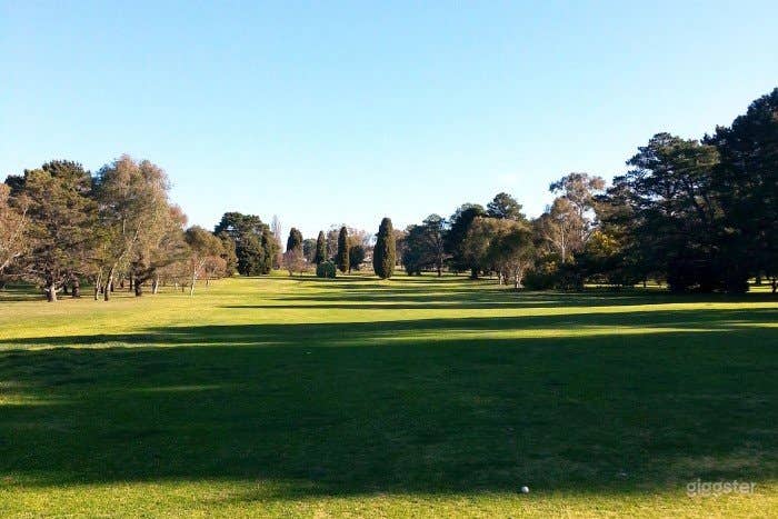 18-Hole GOLF Course Club Photo 2