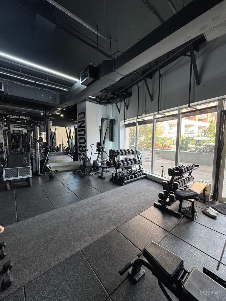  Small Group Training
Yoga
Pilates
Personal Training
Small Group Classes
Sound Bath/Meditation 