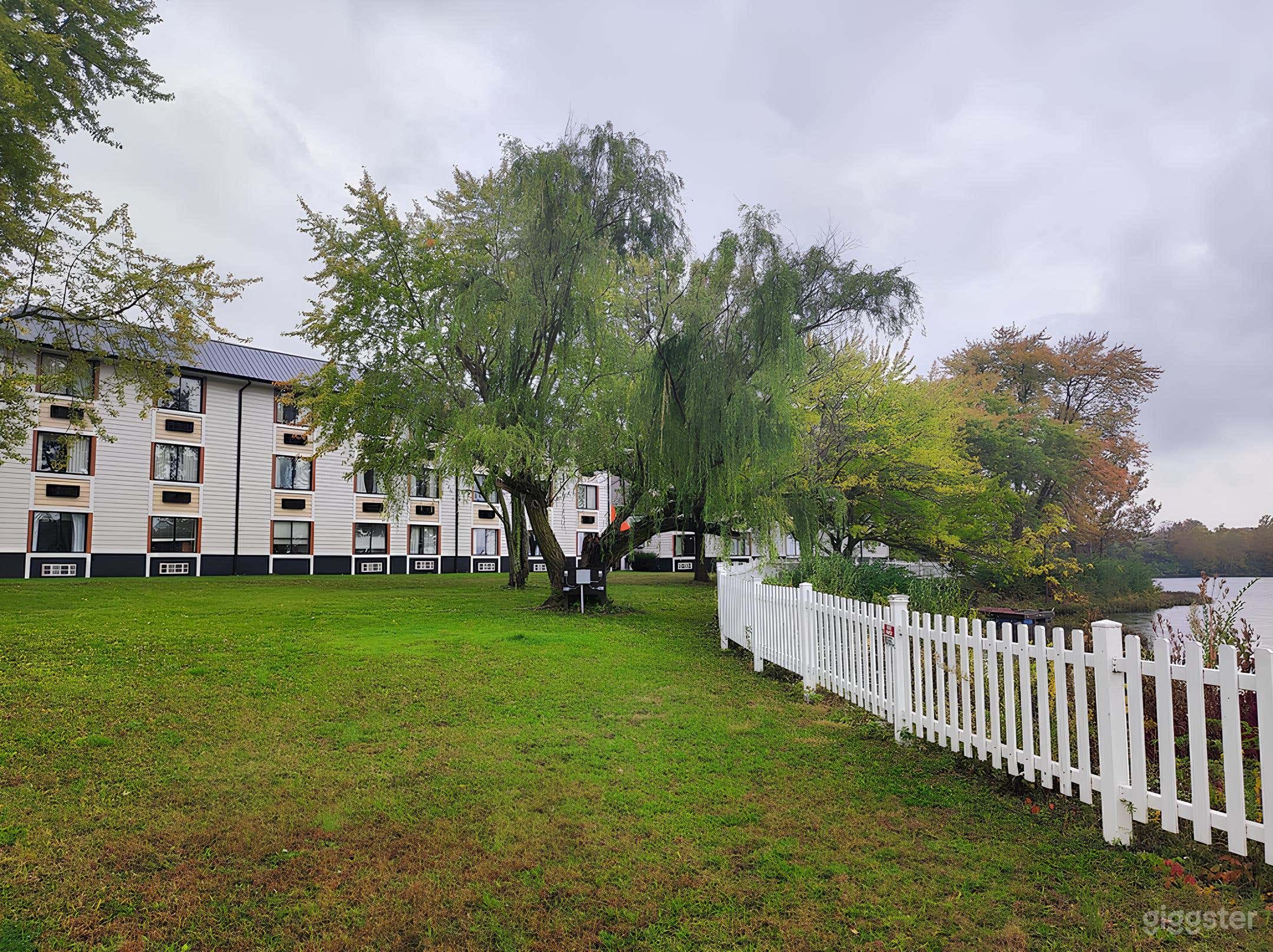 Lakeside Festival Area Photo 2