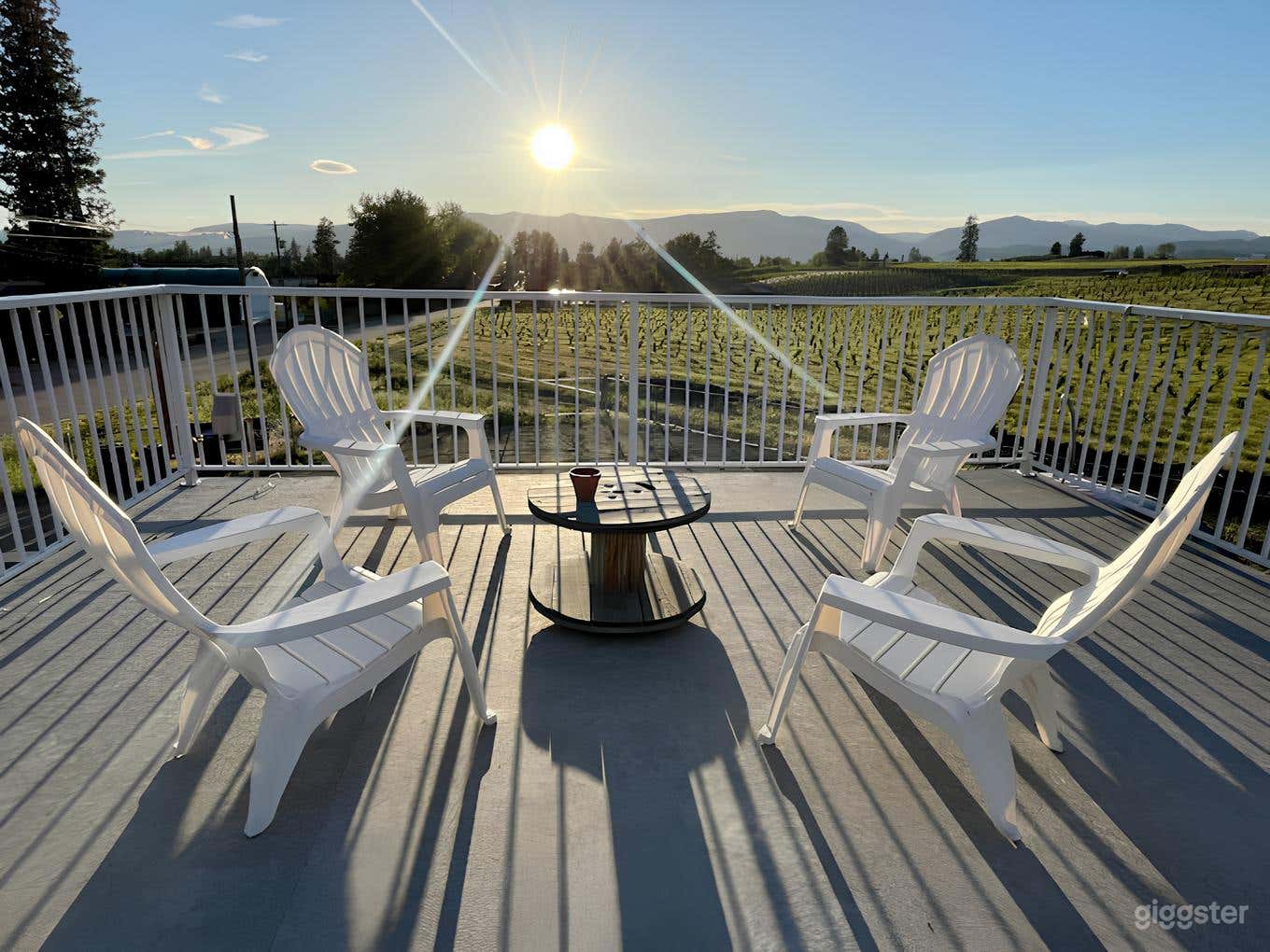 Cozy Rooftop Venue with Mountain and Orchard Views Photo 4