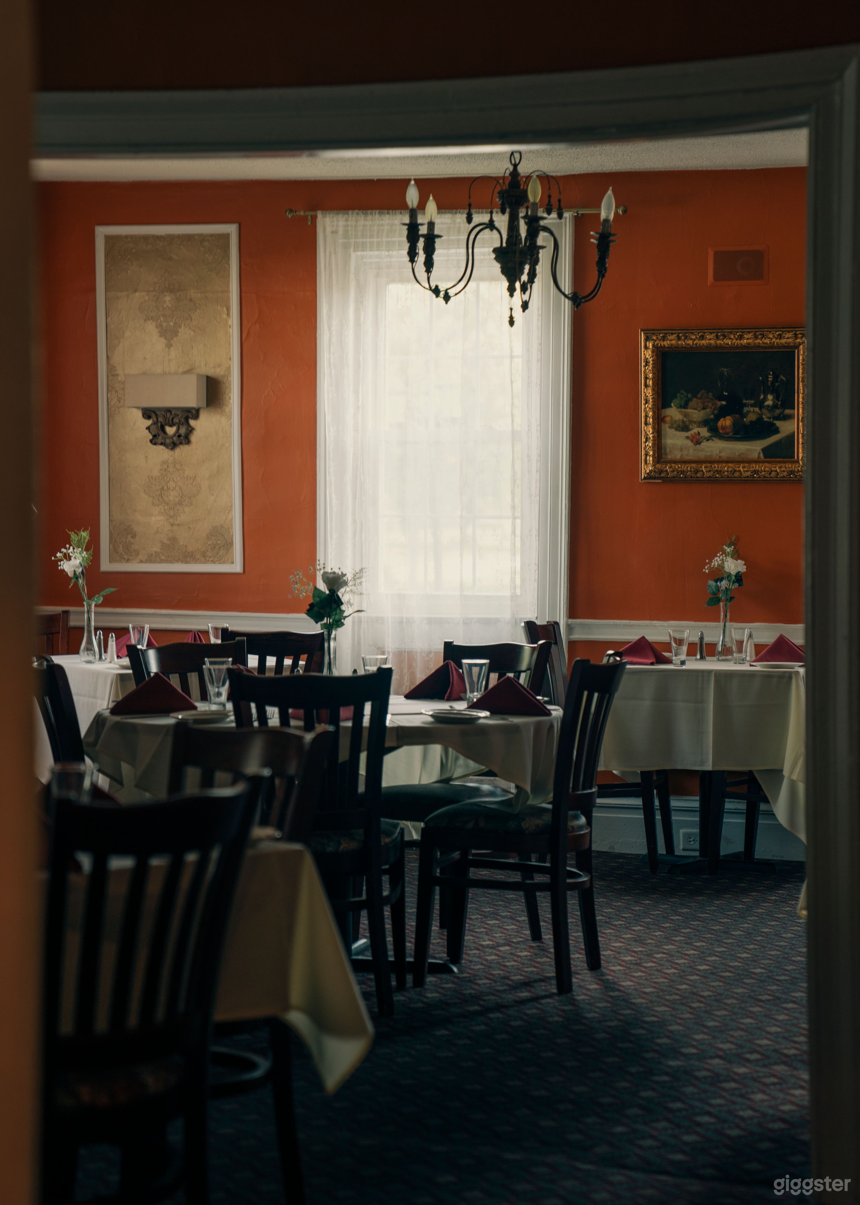 Elegant Villa with Historic Charm and Cozy Atmosphere" Photo 2