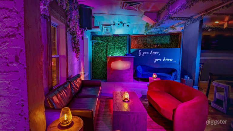  Chic bar and lounge located in the heart of DC! 