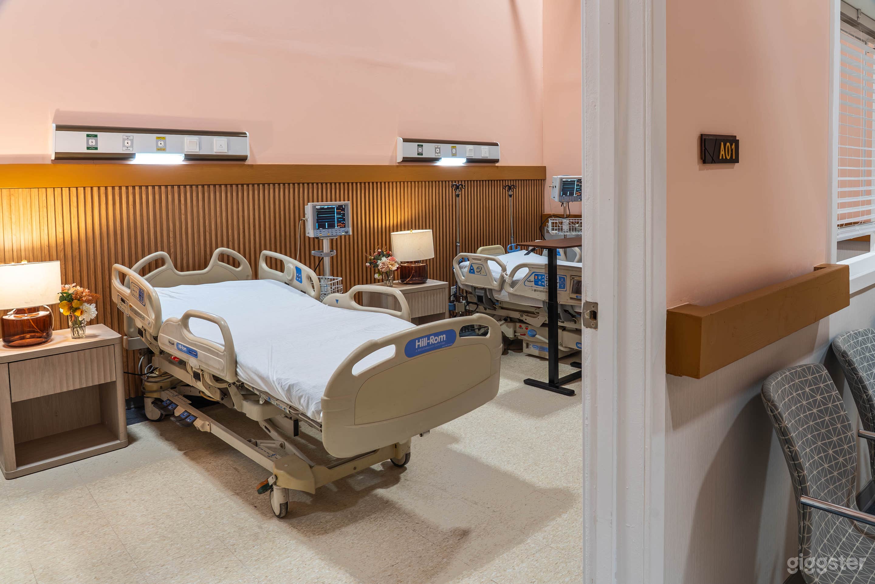 Hospital + Office + Private Lounge + Multi-sets Photo 3
