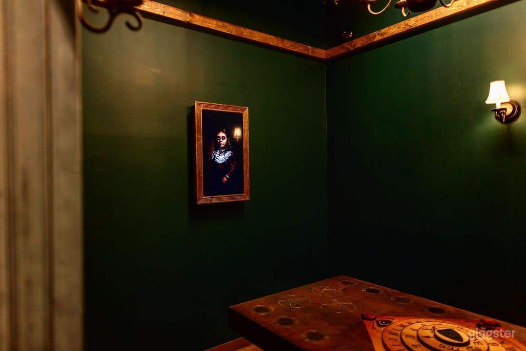 Ghost Collector Escape Room Photo 1