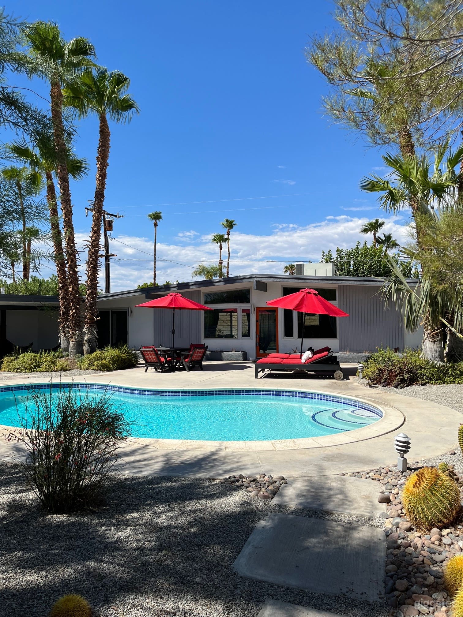 Unique 2 Master Suite Pool Home Photo 1