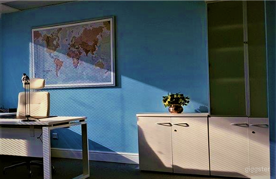 Executive Office Space in Hayes Photo 3