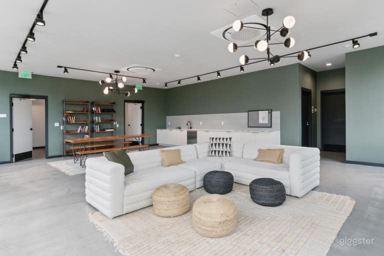  🔥 Stunning 5th-Floor Event Space in the Heart of Downtown 