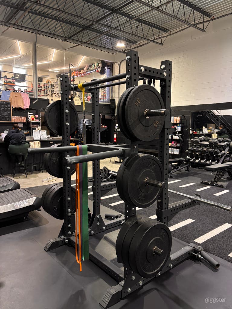  Modern Aesthetic Gym for Photoshoots & Filming & More 