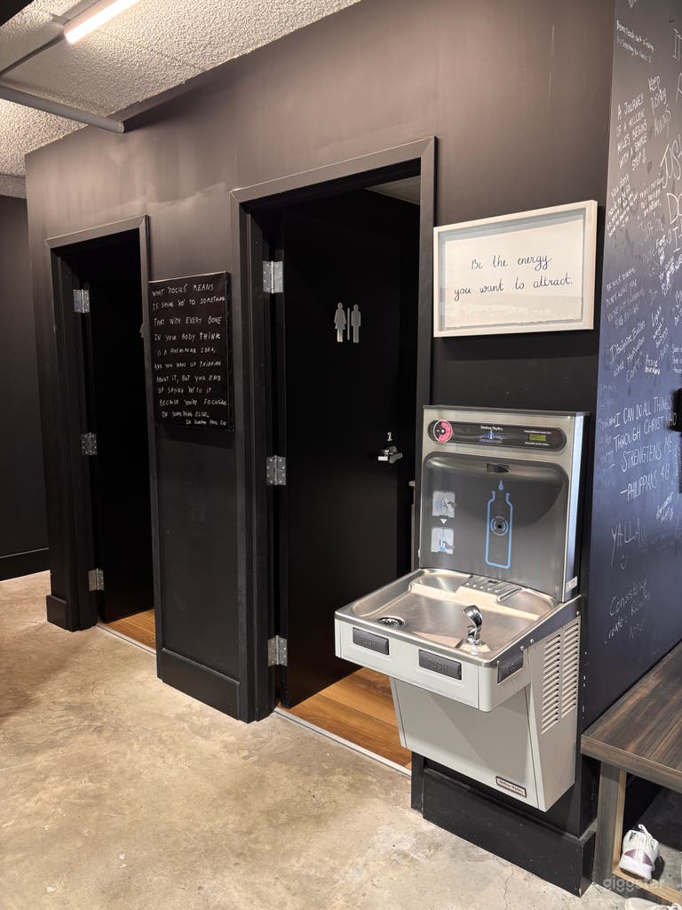  Modern Aesthetic Gym for Photoshoots & Filming & More 