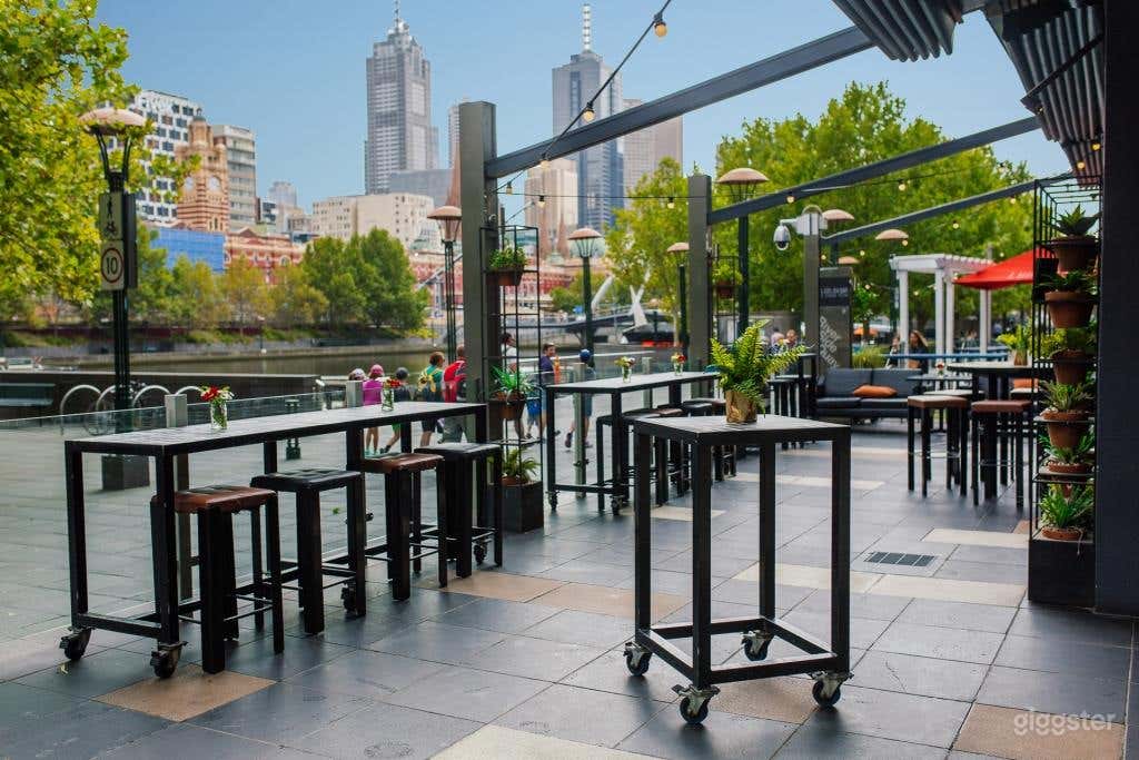 Ludlow Bar &amp; Dining Room Photo 4