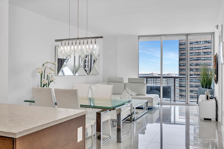  Modern High-Rise with Ocean Views 
