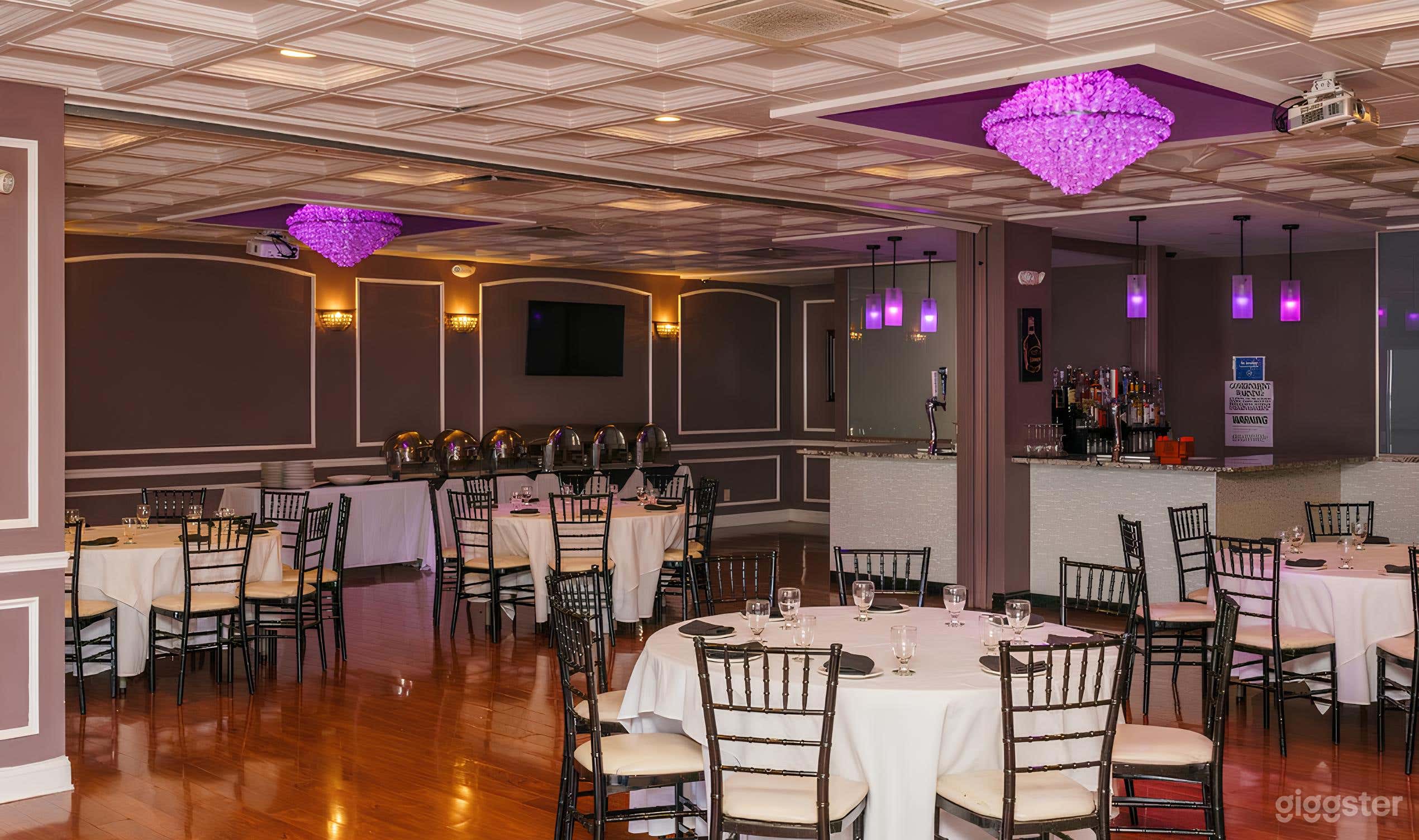 The Magnolia Room Photo 2