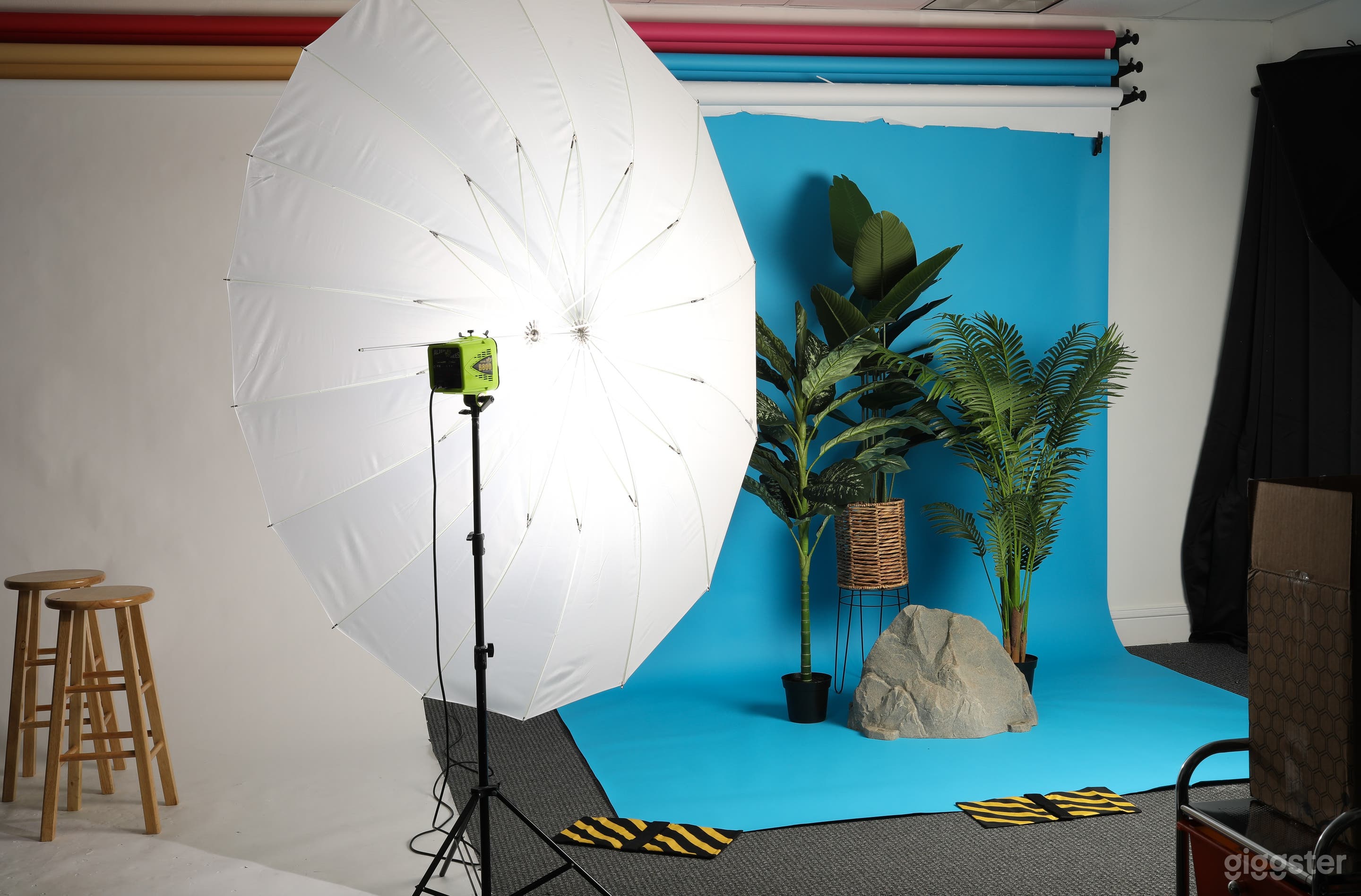 Spacious Photo Studio Space Photo 1