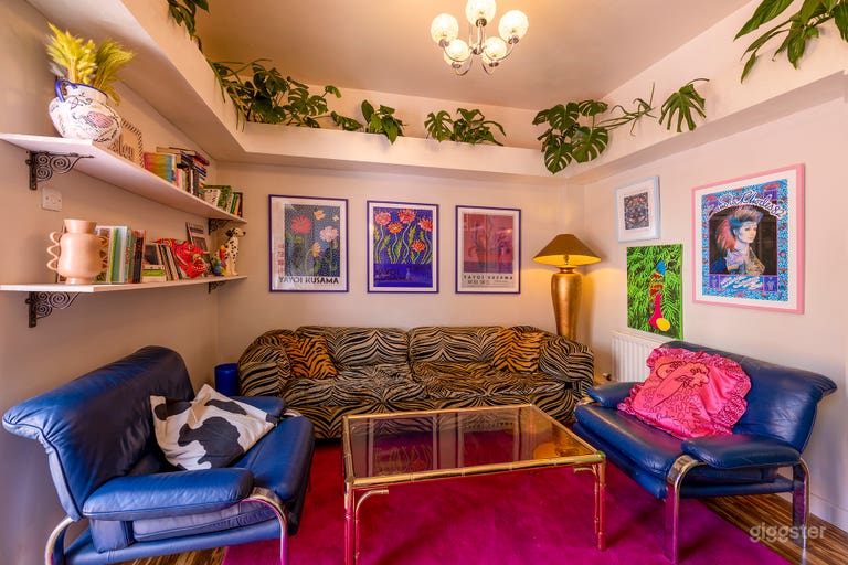  Priscilla: Colourful Edwardian Townhouse 