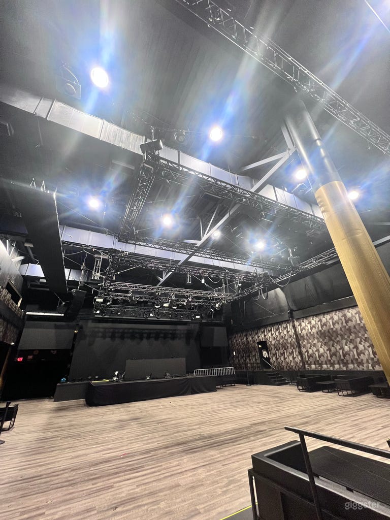  Modern Event Venue in Vancouver - The Main Room 