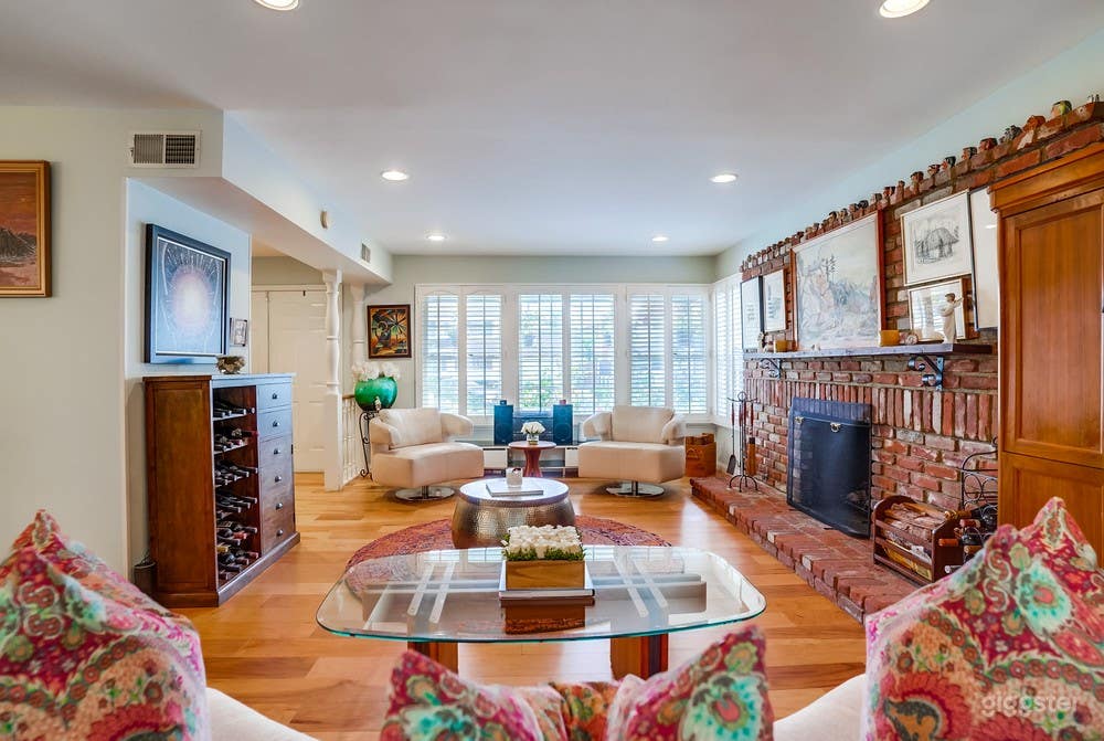 Traditional Home with Cape Cod Feel -Anywhere USA Photo 1