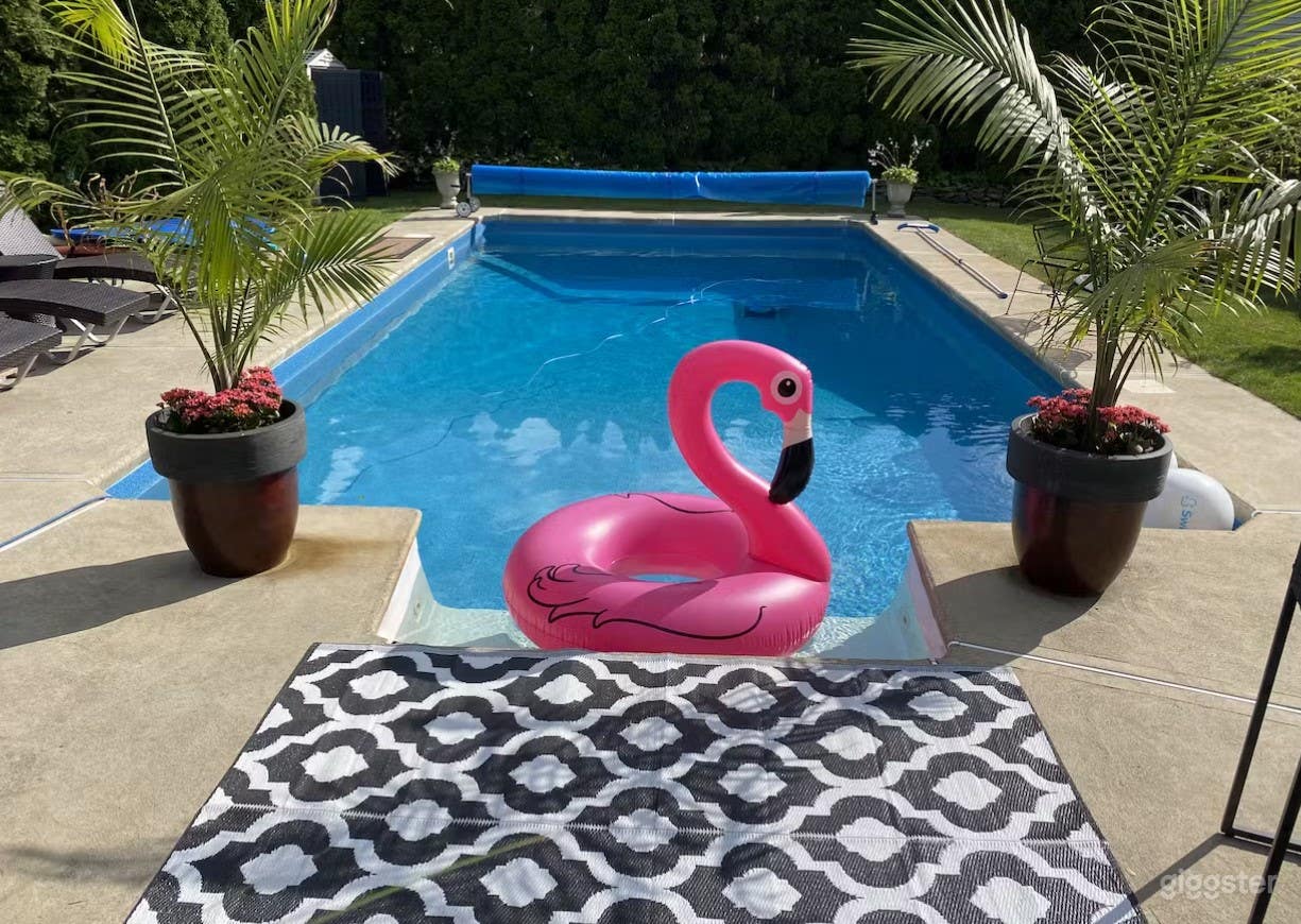 Beautiful Pool with Zen Garden  Photo 2