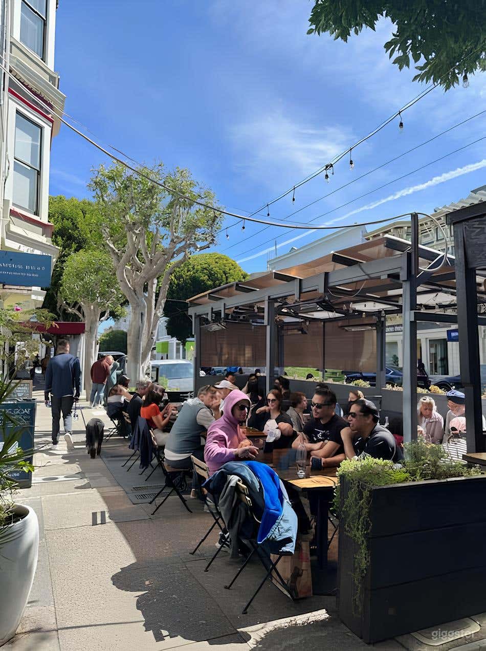 Sunny Union Parklet Photo 4