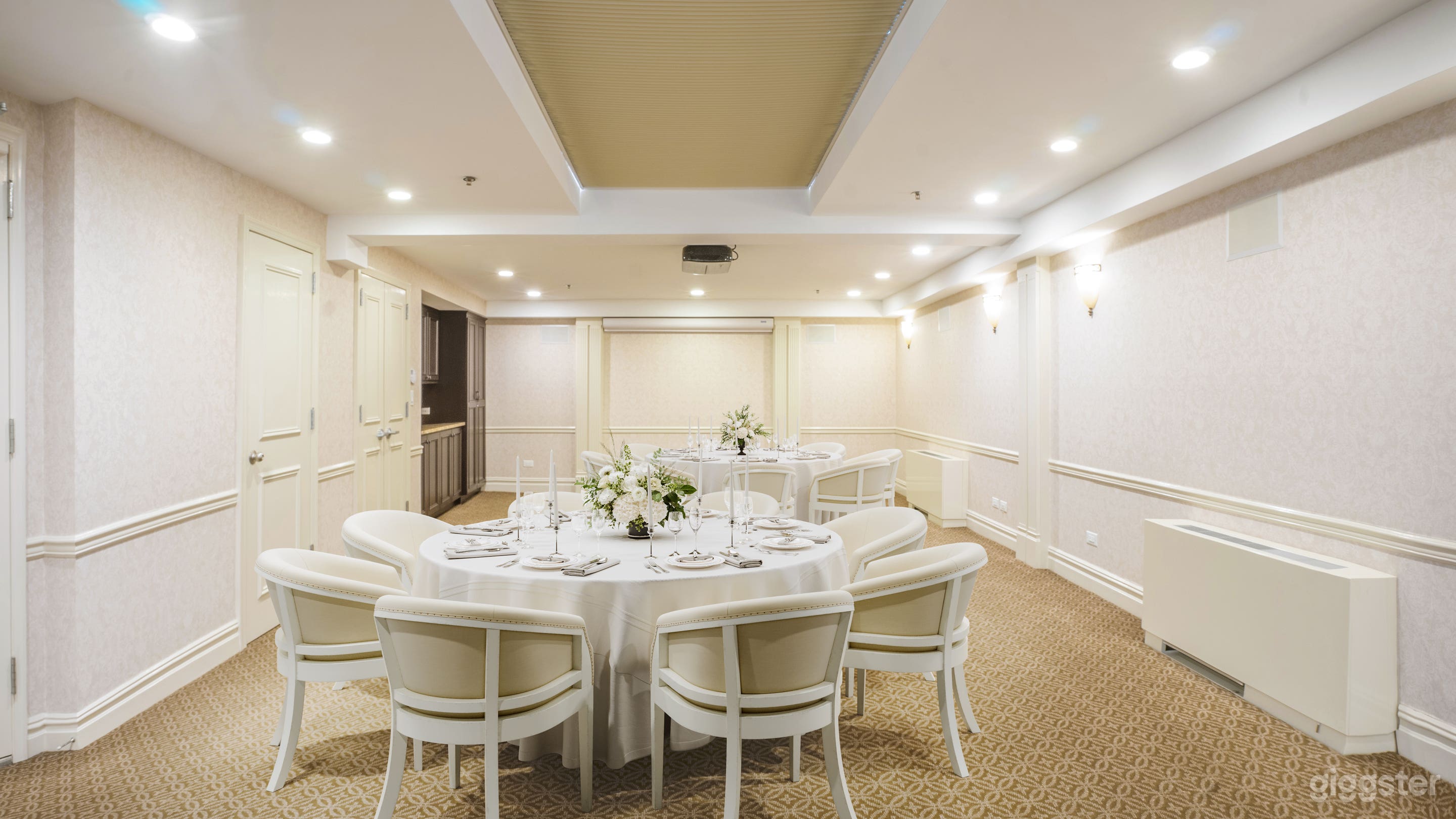 The Penthouse Salon, Terrace and Boardroom Photo 1