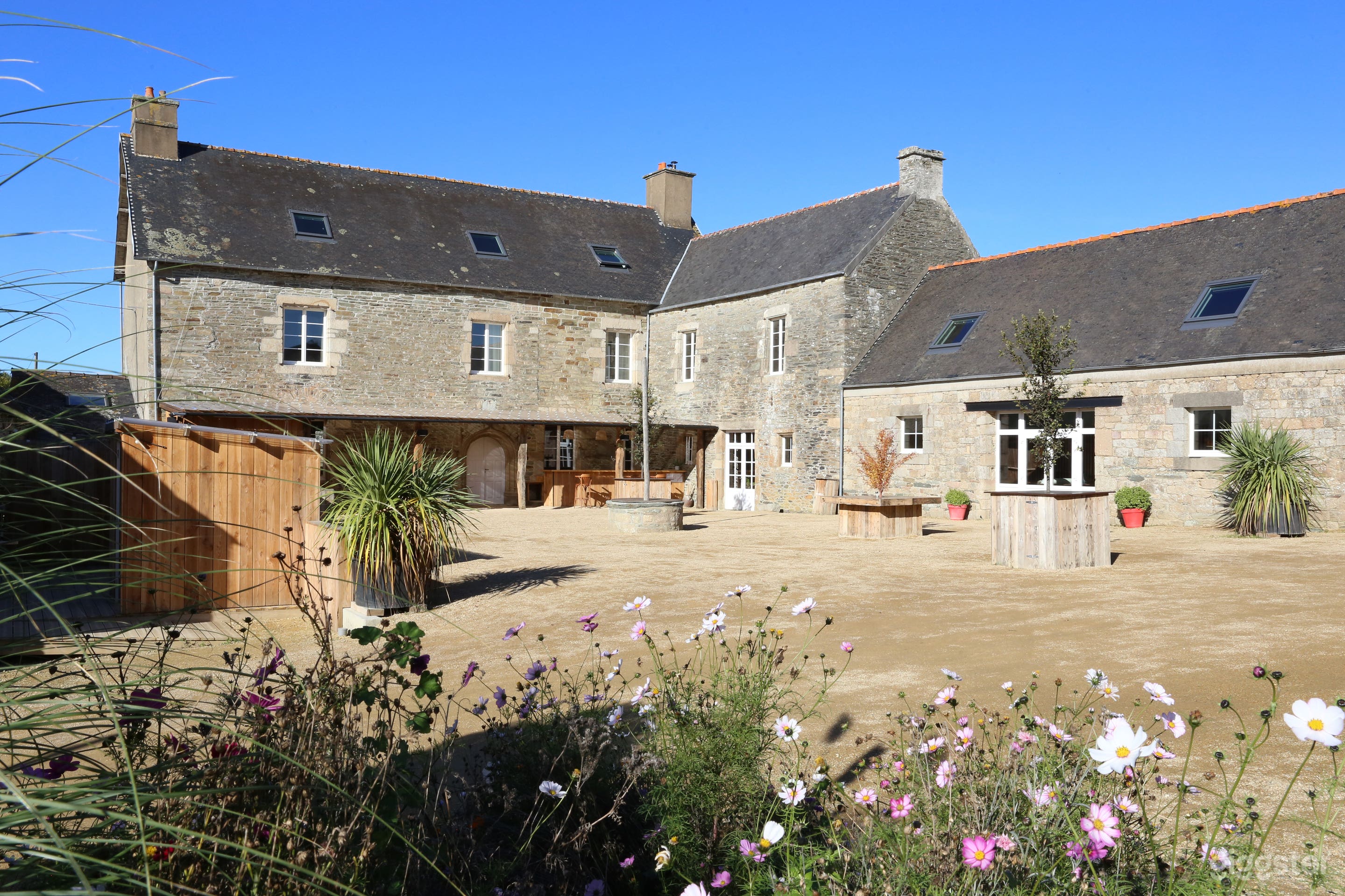 Photo de Manoir de charme avec hébergement flexible 1