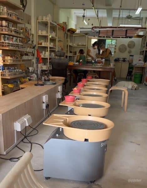  Salle de formation en poterie à Singapour 
