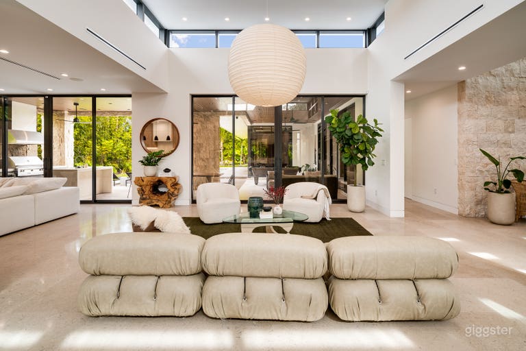   Earthy & Tropical Modern Minimalistic Home 