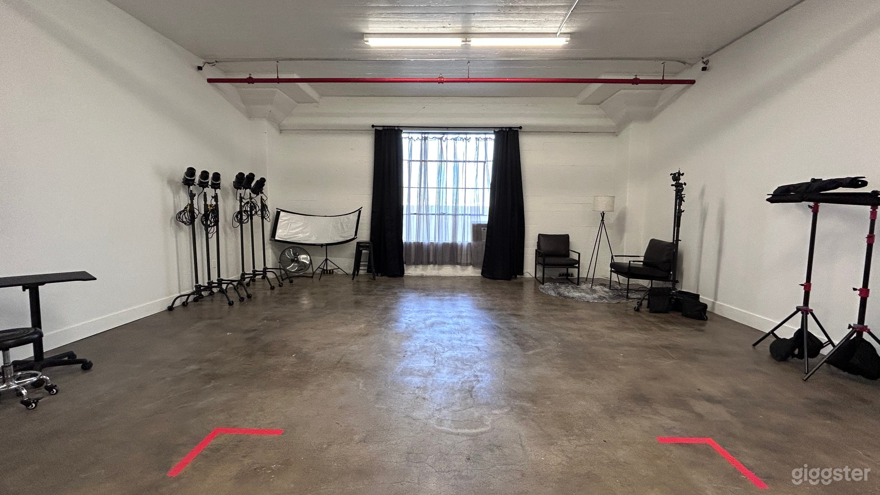 Brand New Creative Space - All Equipment Included Photo 3