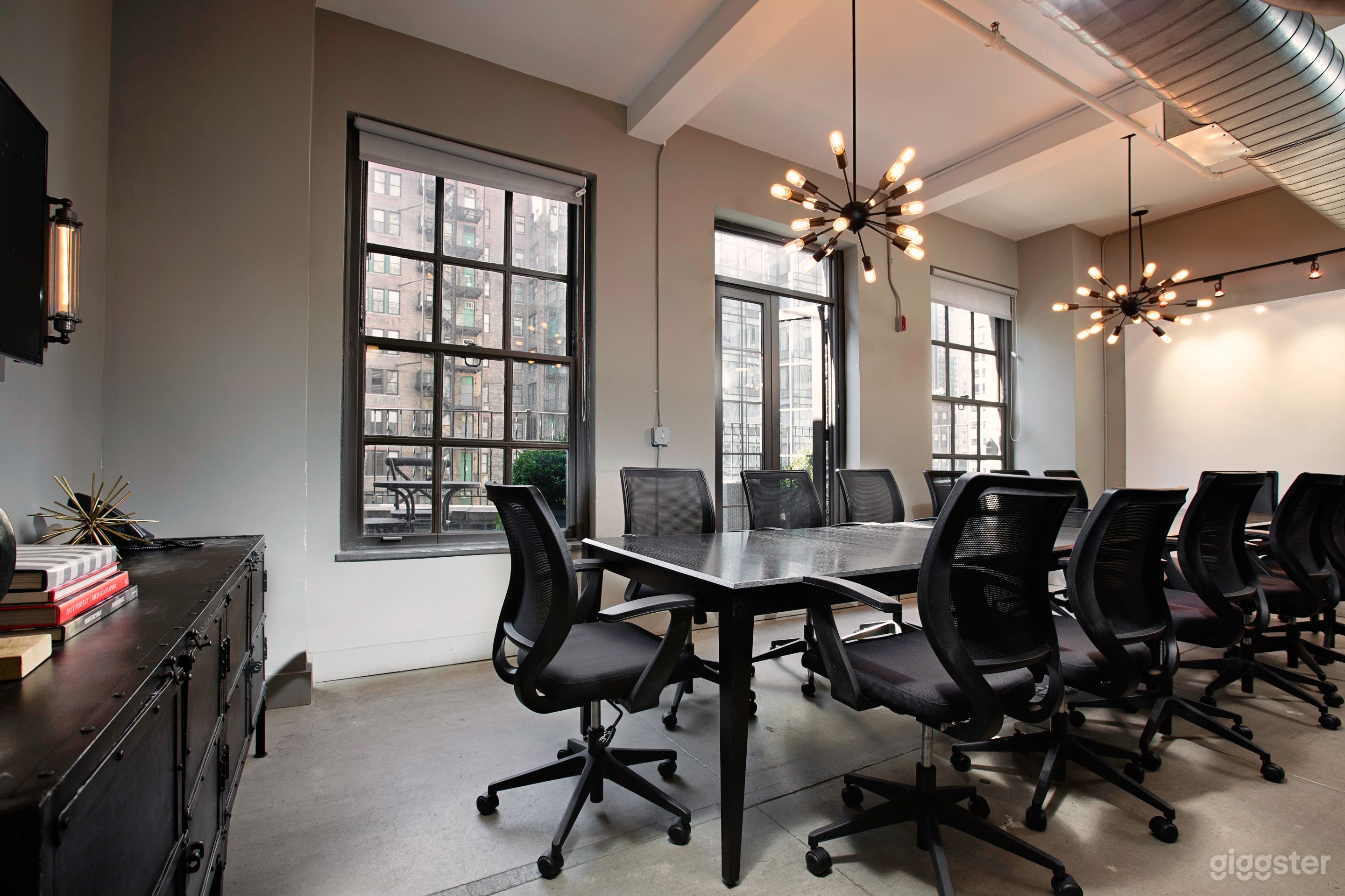 Conference Room With Private Terrace  Photo 2