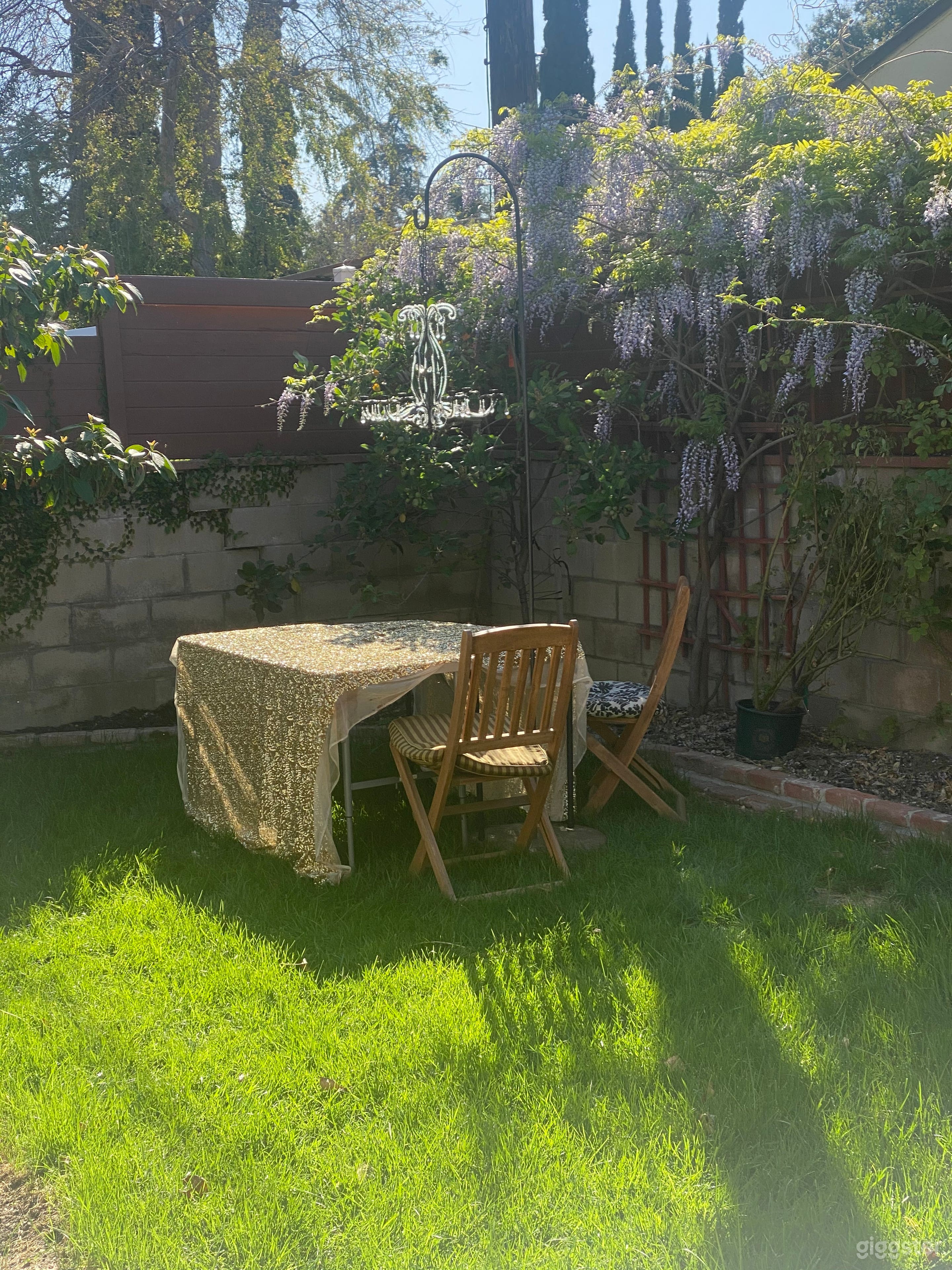 Ranch House in Burbank Equestrian  Photo 3