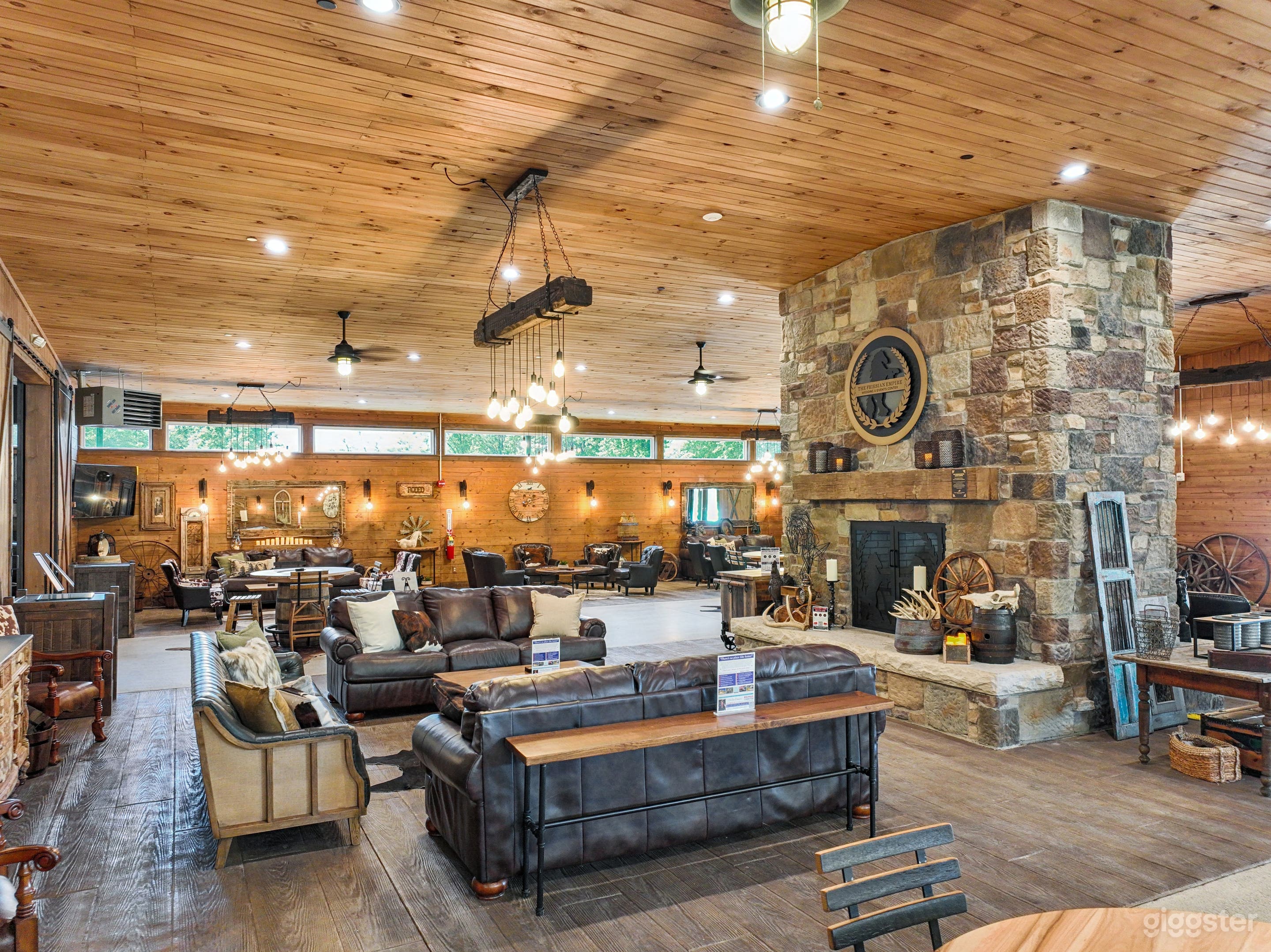 Serene, Versatile Event Space Photo 3