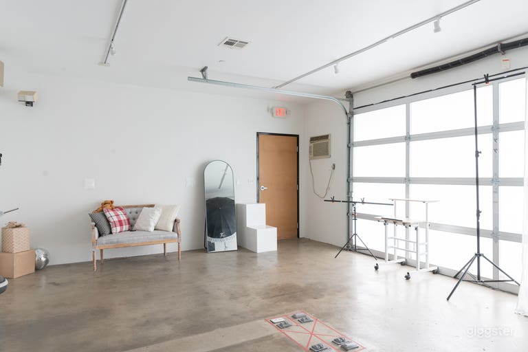  Natural Light Old Town Pasadena Studio w/AC 