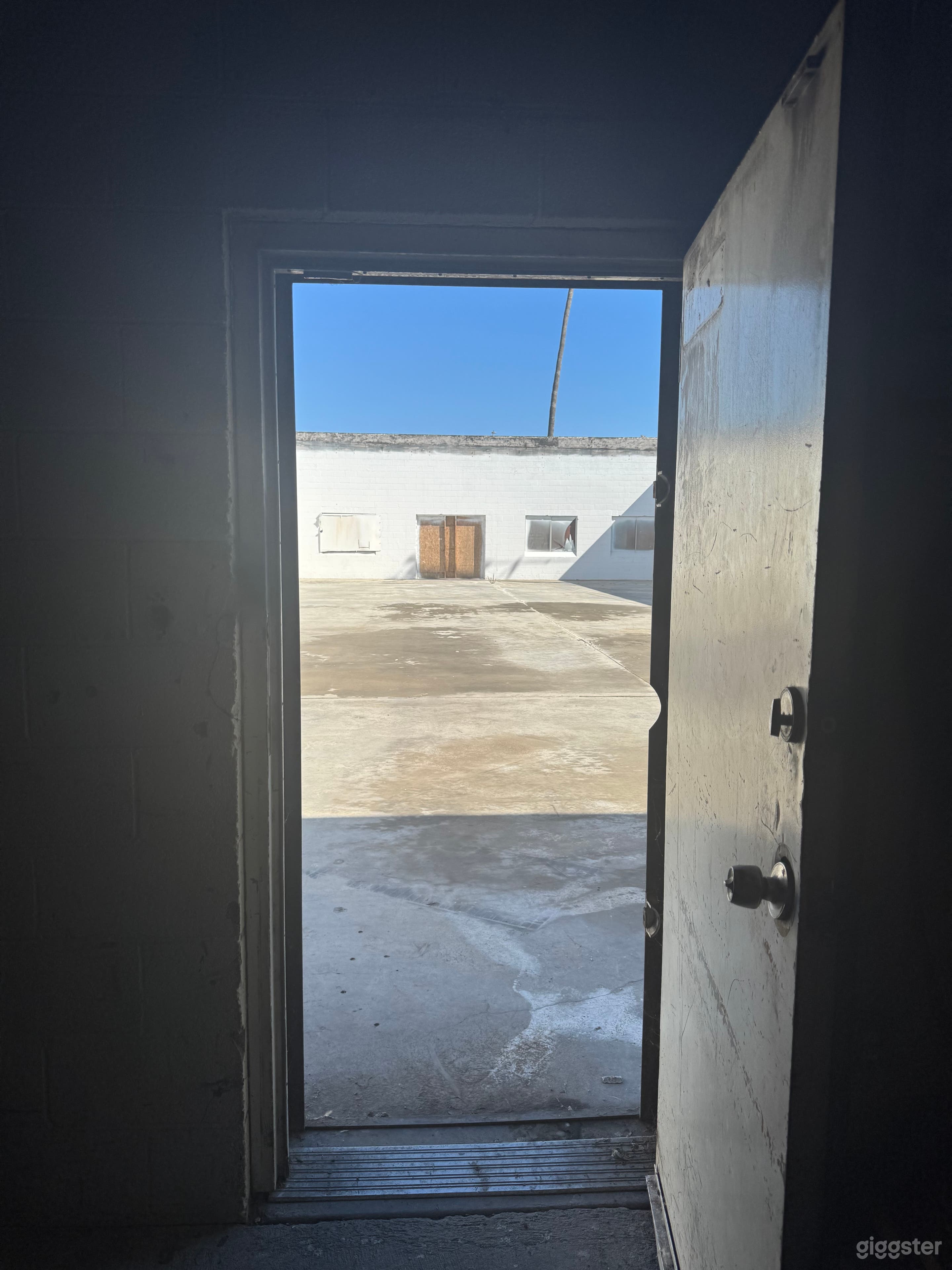 Open-Air Large Industrial Warehouse | Film, Photo & Events Photo 4
