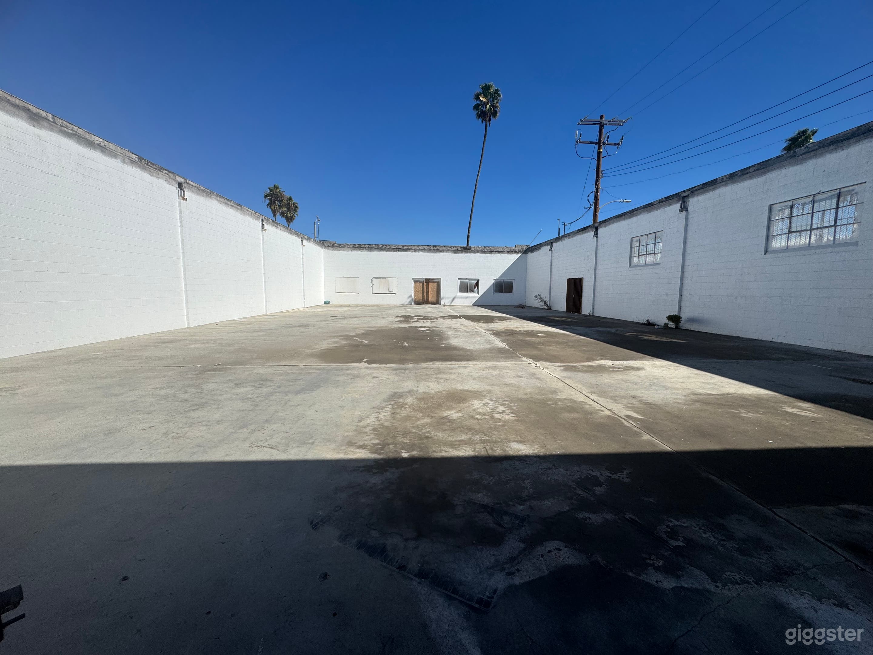 Open-Air Large Industrial Warehouse | Film, Photo & Events Photo 1