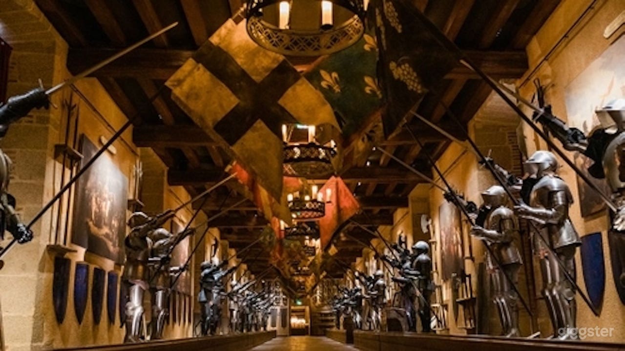 Versailles Style Castle &amp; Grand Hotel  Photo 4