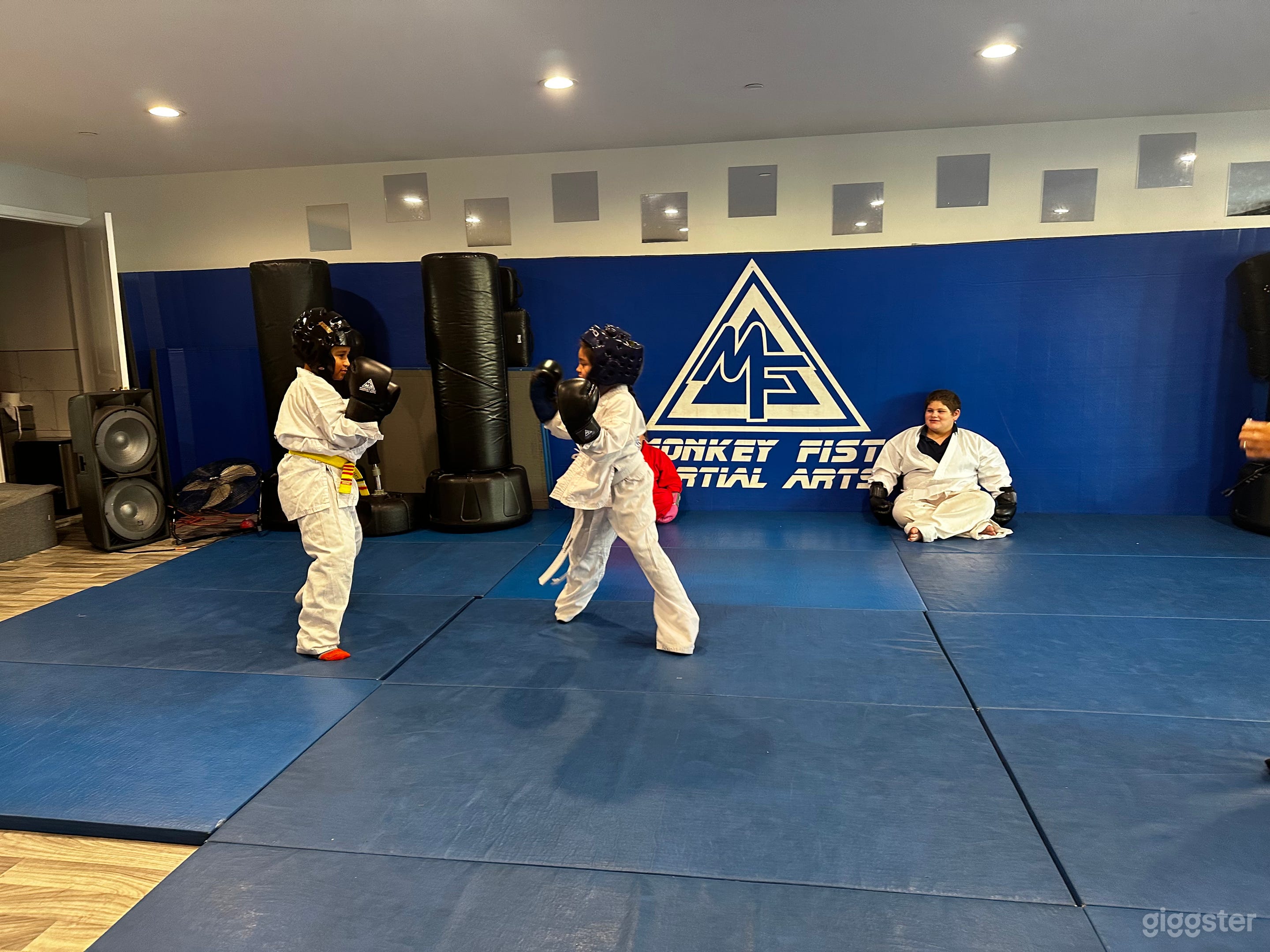 Your community hub to any event Photo 4