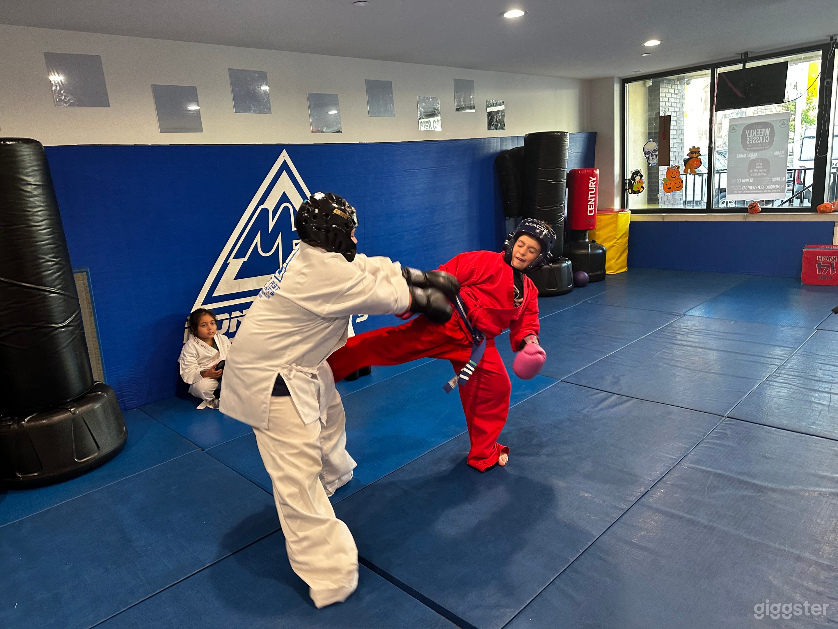 Your community hub to any event Photo 2