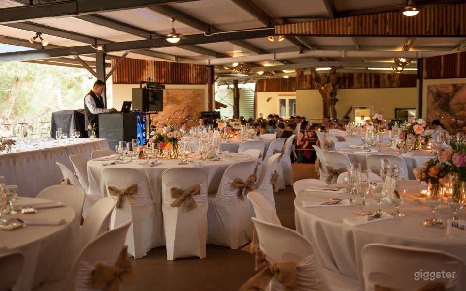 Stone &amp; Timber Barn  Photo 1