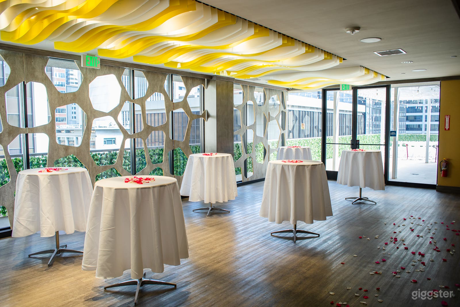 Rooftop Space for Filming, Photo Shoot,  + Events  Photo 4