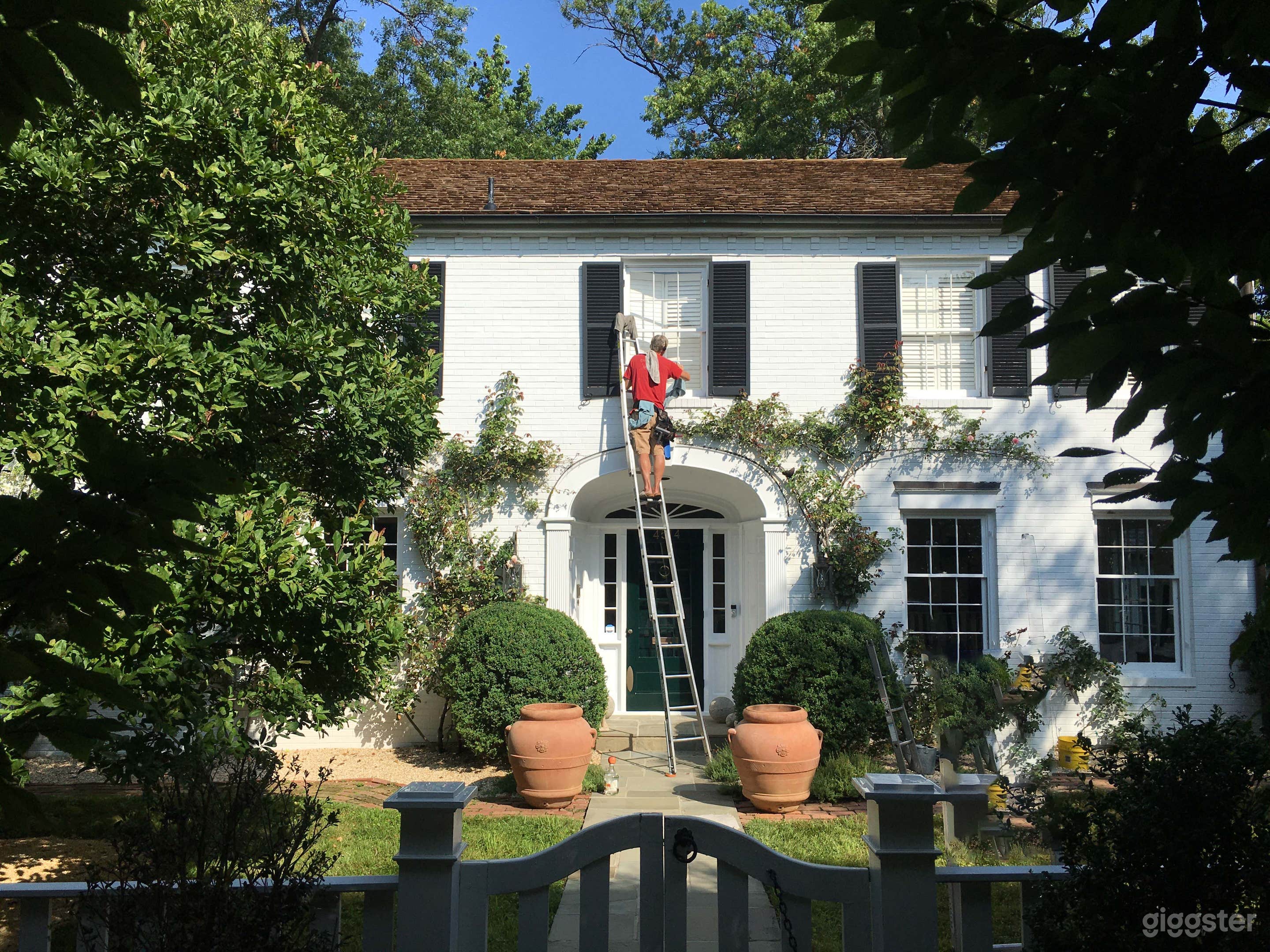 House in one of the city's most desirable spots Photo 1